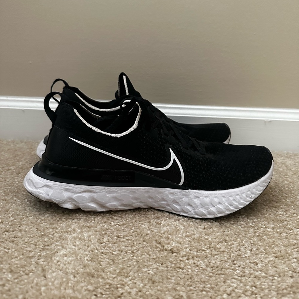 Men’s Nike Infinity React Flyknit